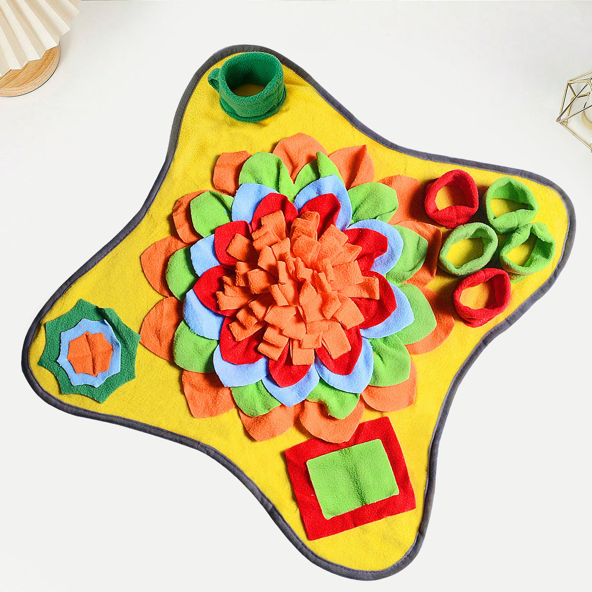 Pet Smell Mat Dog Puzzle Training Food Hiding Blanket